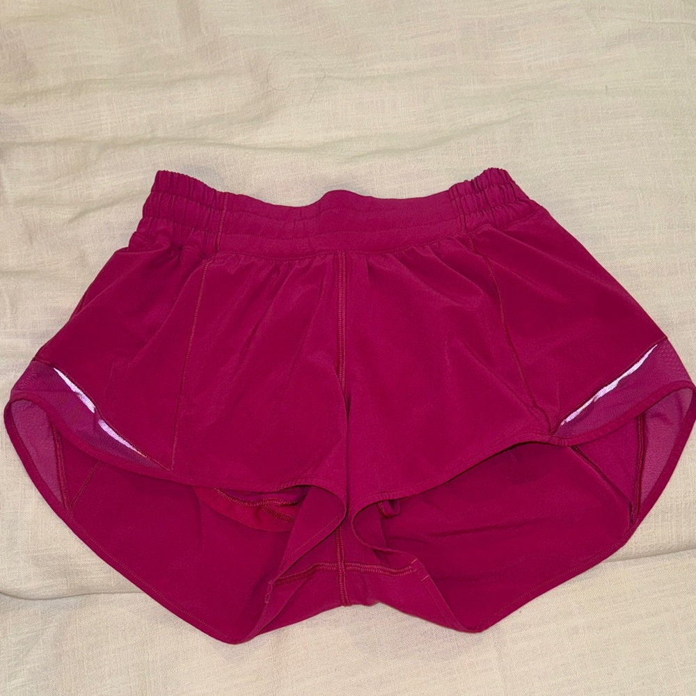 Women's Lulu Lemon Hotty Hot Athletic Shorts